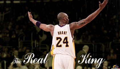 开云备用-在一次经典对决中，库里连续两节投中九个三分球，带领勇士轻松取胜！