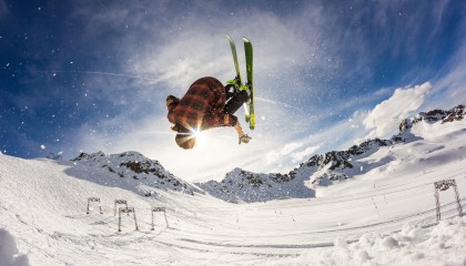 开云官网在线-新赛季中超赛制亮点纷呈，观众期待值爆棚，新赛季中超开赛时间